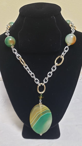 Wave Stone Chain Necklace