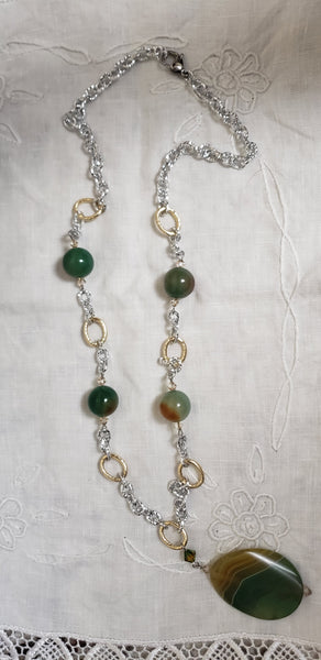 Wave Stone Chain Necklace