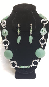 AVENTURINE AND SWAROVSKI ELEMENTS PARURE